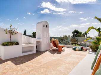 Casa Los Dragos – Luxury Fully Renovated Penthouse in Nueva Andalucia