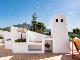 Casa Los Dragos – Luxury Fully Renovated Penthouse in Nueva Andalucia