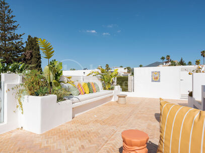 Casa Los Dragos – Luxury Fully Renovated Penthouse in Nueva Andalucia