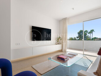 Casa Los Dragos – Luxury Fully Renovated Penthouse in Nueva Andalucia