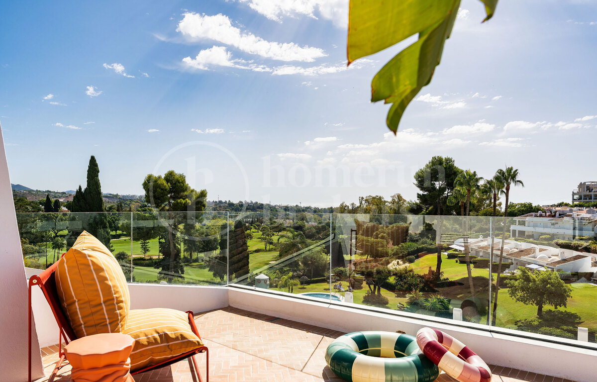 Duplex Penthouse Los Dragos, Nueva Andalucia