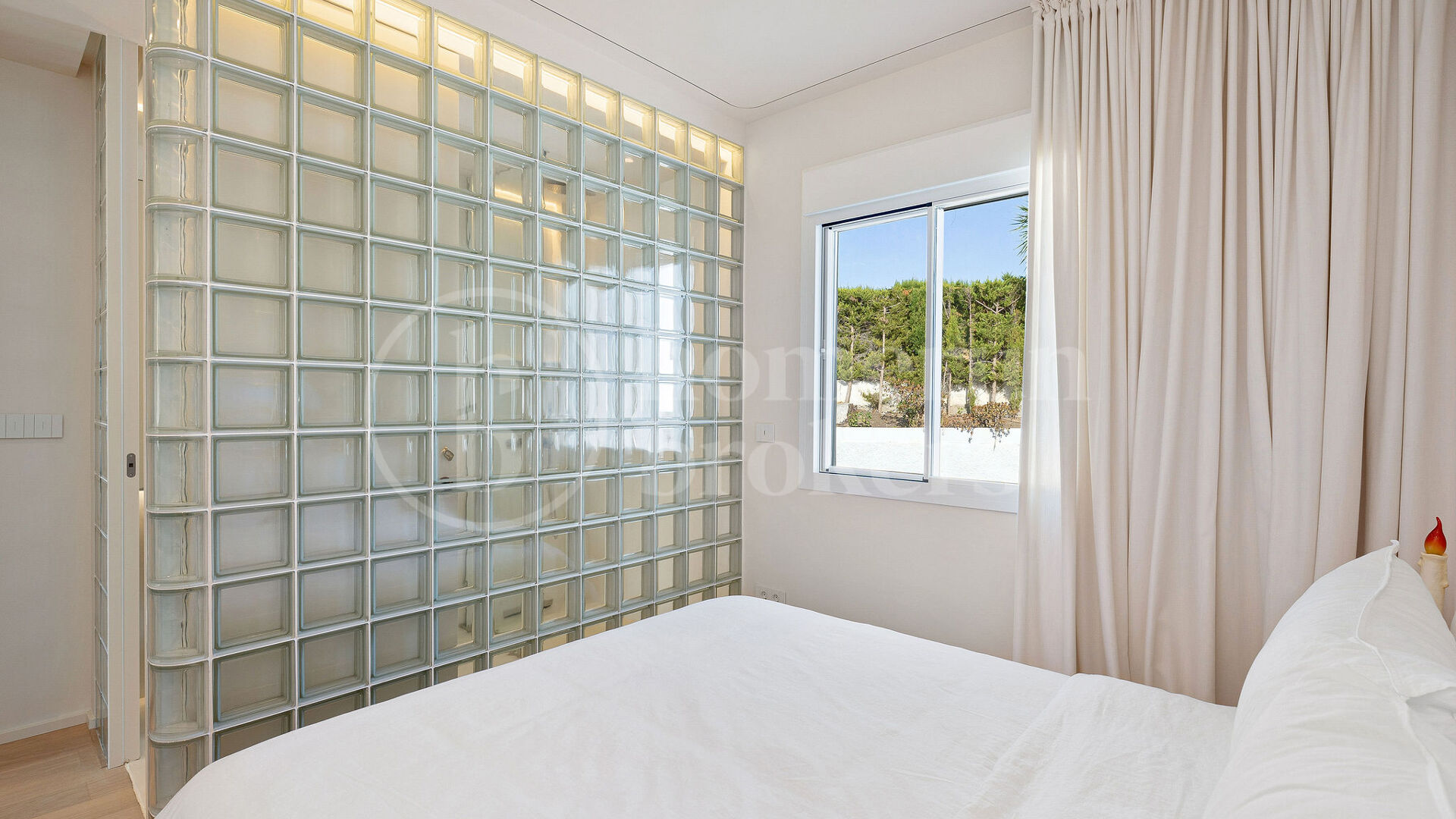 Casa Los Dragos – Luxury Fully Renovated Penthouse in Nueva Andalucia