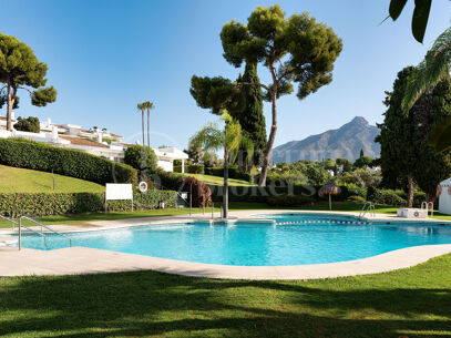 Casa Los Dragos – Luxury Fully Renovated Penthouse in Nueva Andalucia
