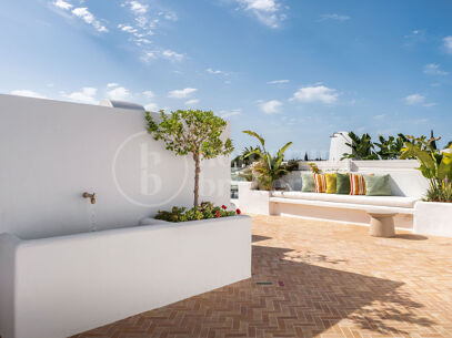 Casa Los Dragos – Luxury Fully Renovated Penthouse in Nueva Andalucia