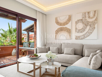 Penthouse Playa – Renovated Beachfront Penthouse in Marbella East