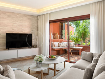 Penthouse Playa – Renovated Beachfront Penthouse in Marbella East