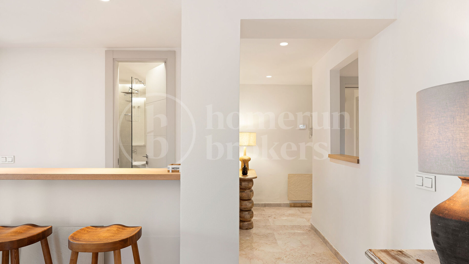Penthouse Playa – Renovated Beachfront Penthouse in Marbella East