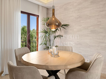 Penthouse Playa – Renovated Beachfront Penthouse in Marbella East