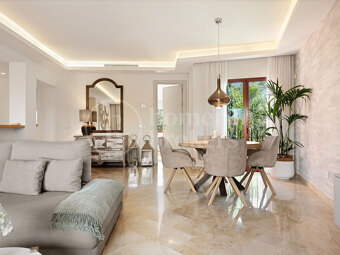 Penthouse Playa – Renovated Beachfront Penthouse in Marbella East