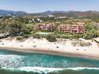 Penthouse Playa – Renovated Beachfront Penthouse in Marbella East
