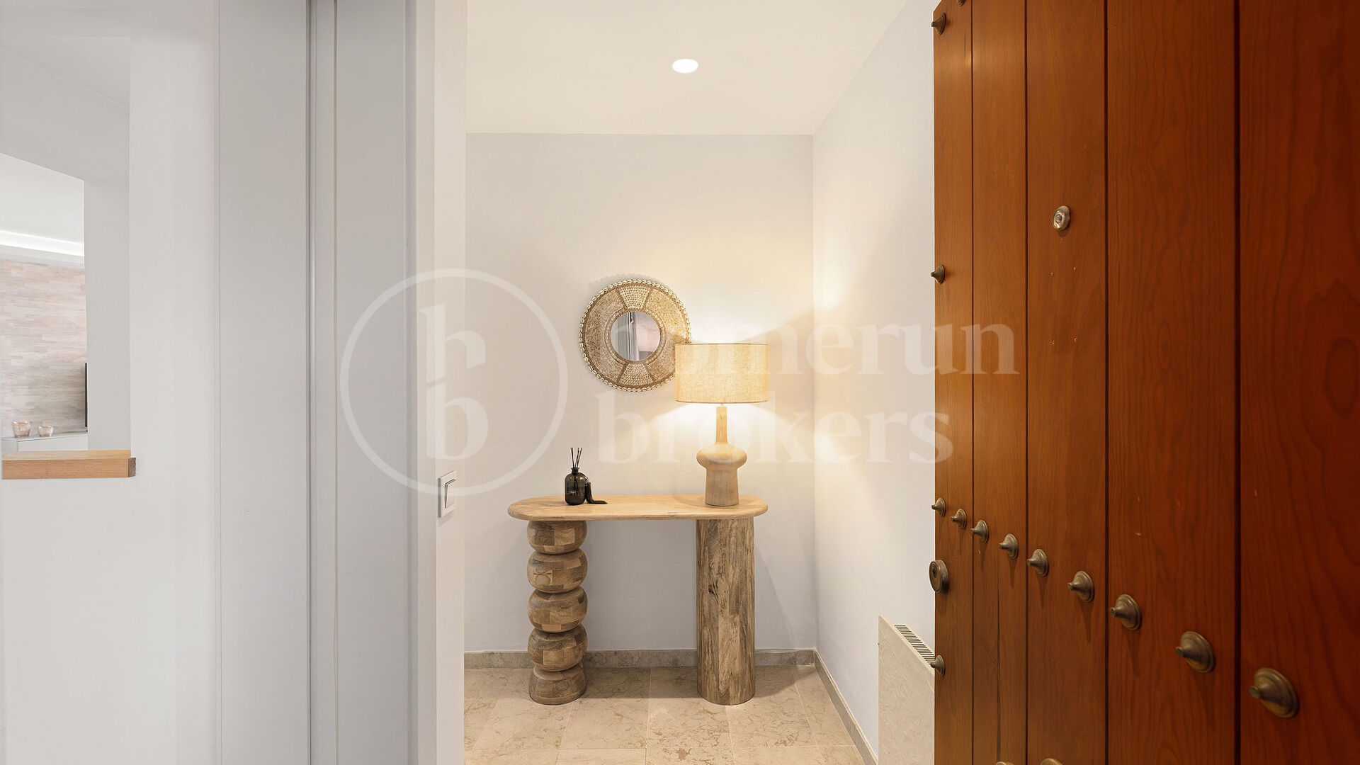 Penthouse Playa – Renoverad takvåning vid stranden i östra Marbella
