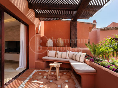 Penthouse Playa – Renoverad takvåning vid stranden i östra Marbella