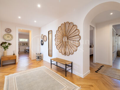 Apartment Les Belvederes - Renovated Elevated Ground Floor with Sea Views