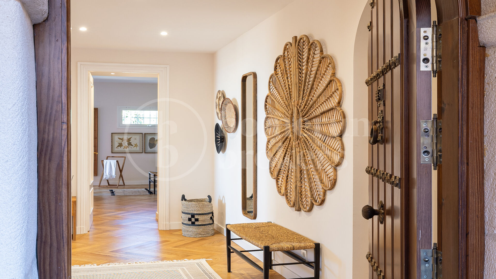 Apartment Les Belvederes - Renovated Elevated Ground Floor with Sea Views