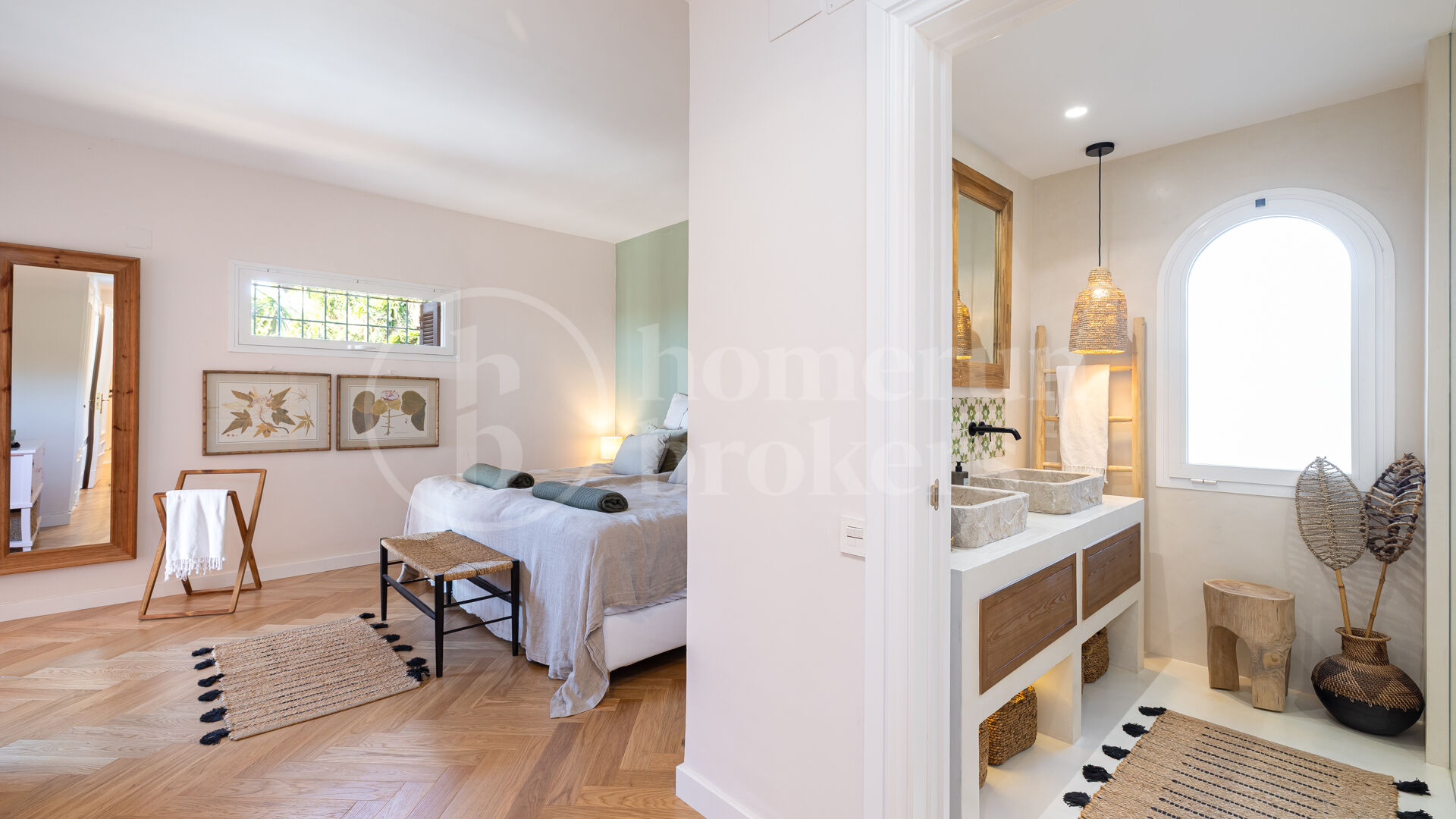 Apartment Les Belvederes - Renovated Elevated Ground Floor with Sea Views