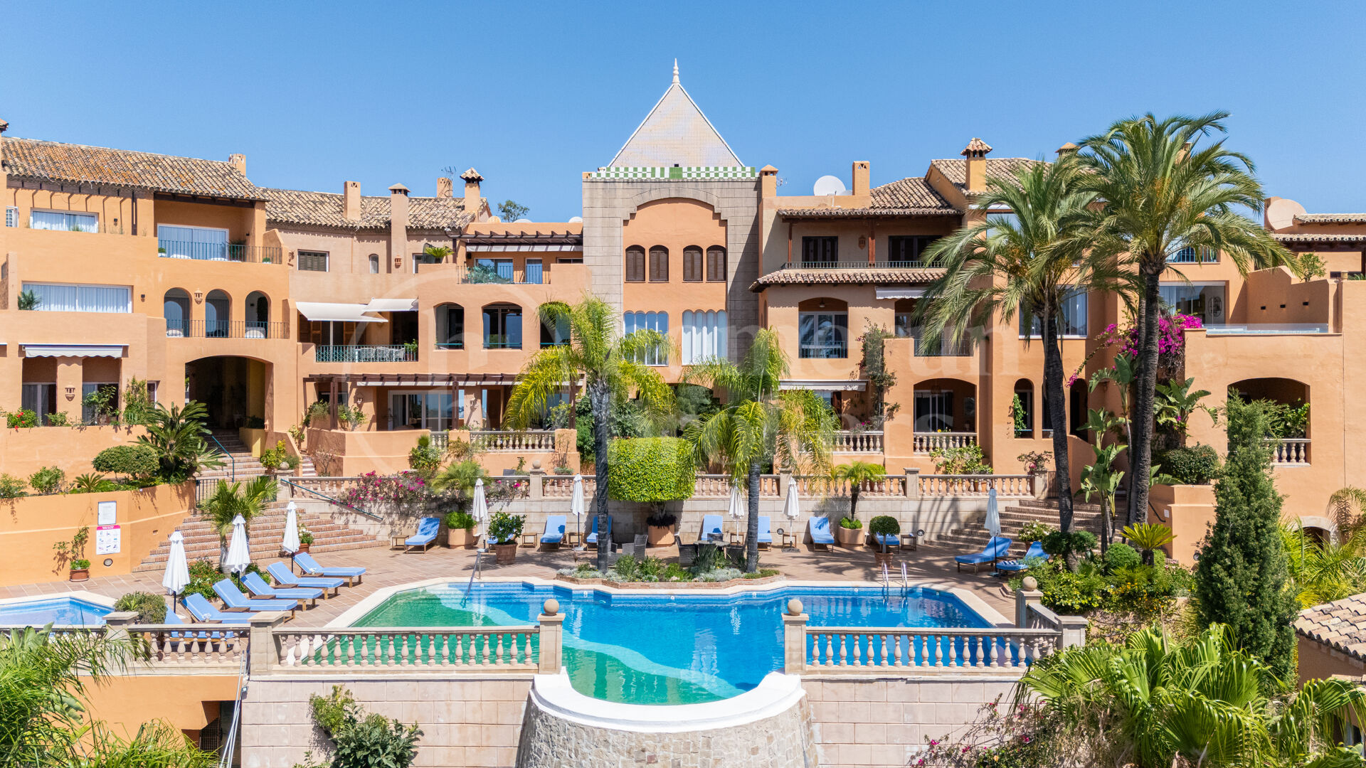 Apartment Les Belvederes - Renovated Elevated Ground Floor with Sea Views