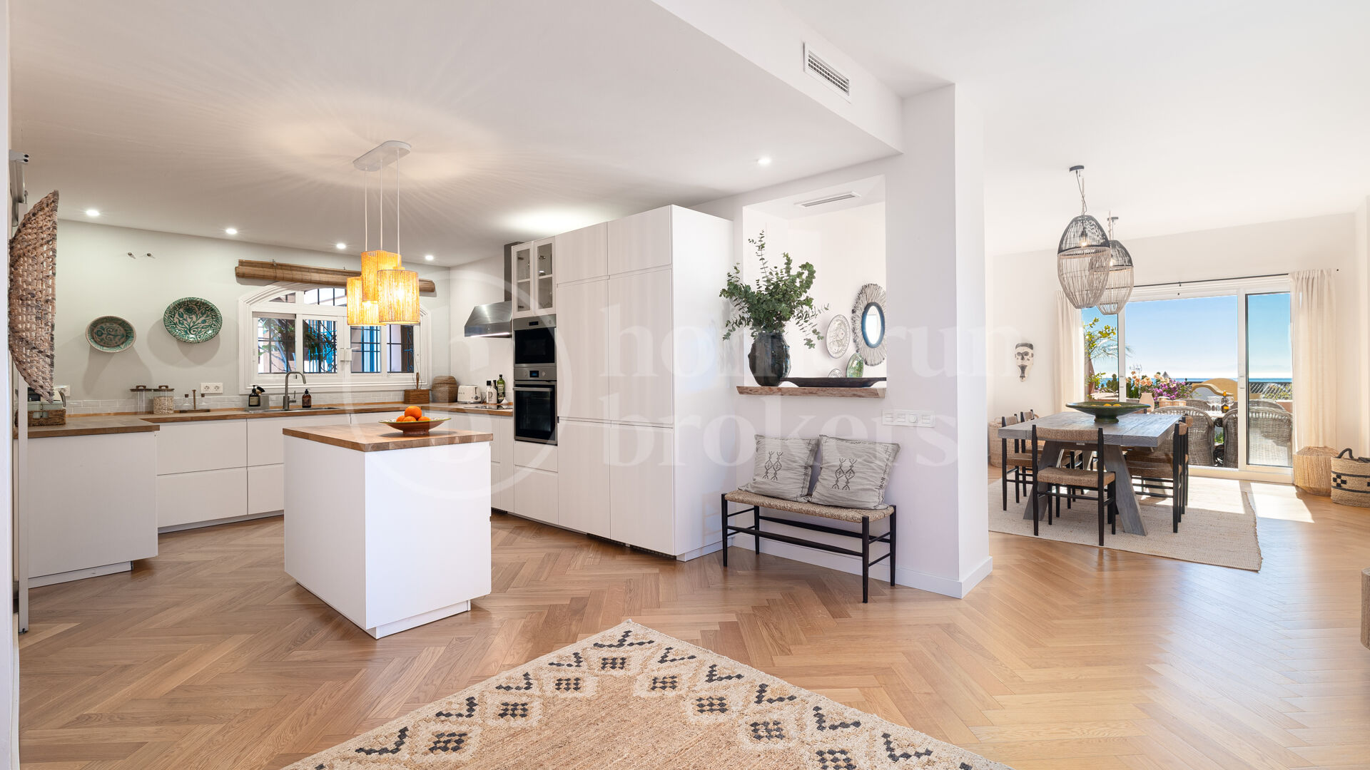 Apartment Les Belvederes - Renovated Elevated Ground Floor with Sea Views