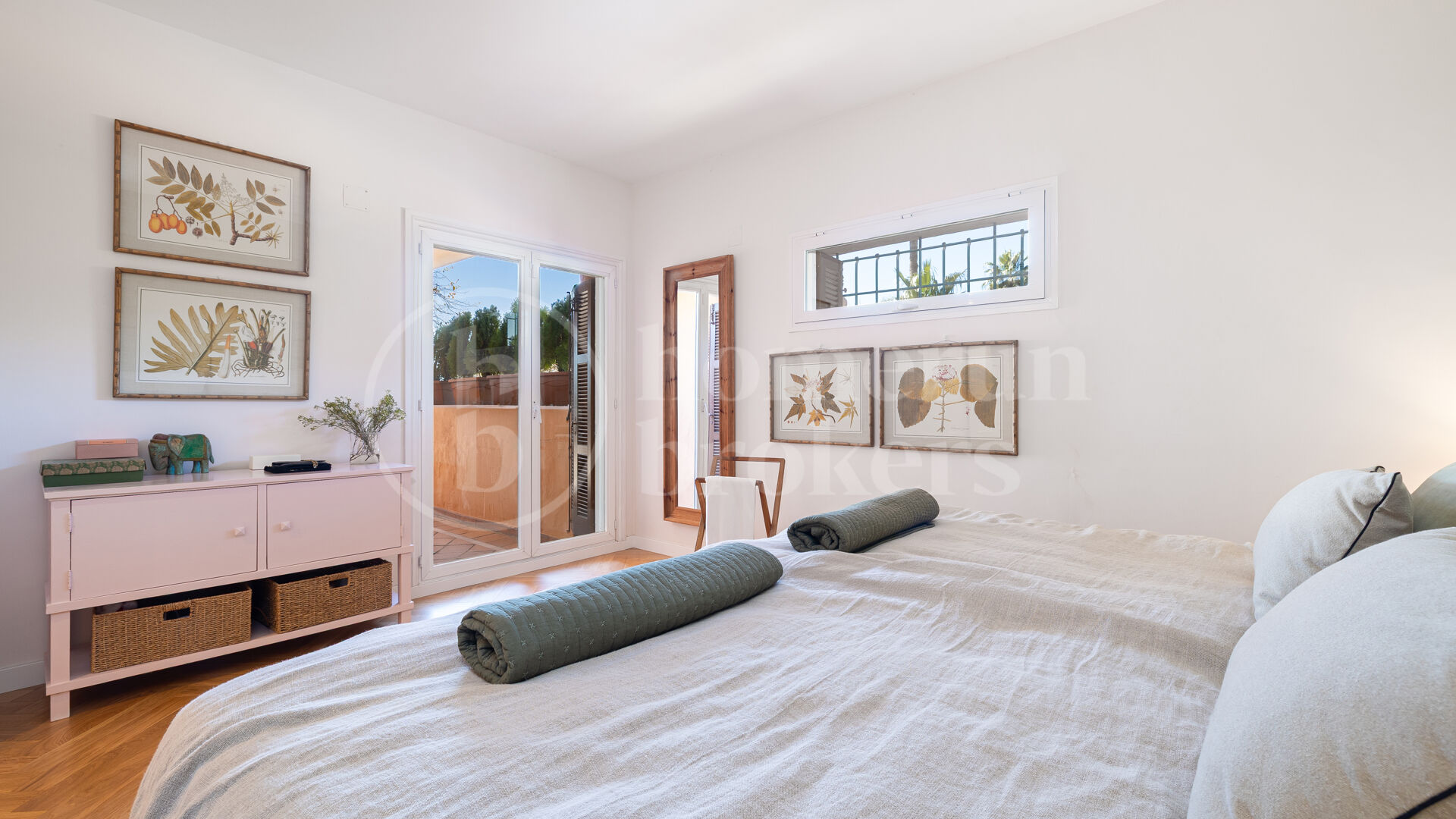 Apartment Les Belvederes - Renovated Elevated Ground Floor with Sea Views