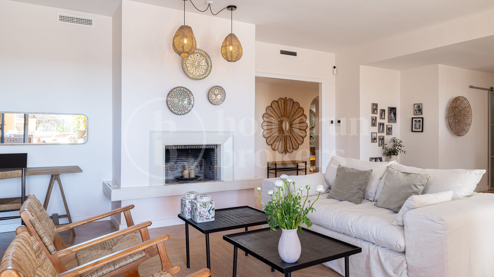 Apartment Les Belvederes - Renovated Elevated Ground Floor with Sea Views