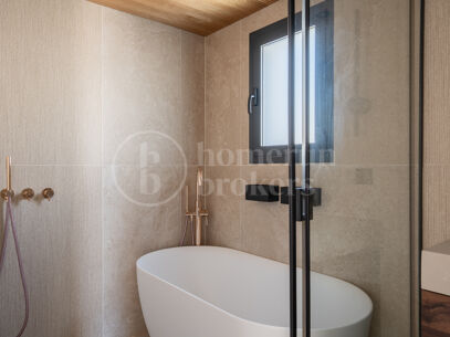 Villa Elva – Renovated Contemporary Villa for Sale in La Resina Golf