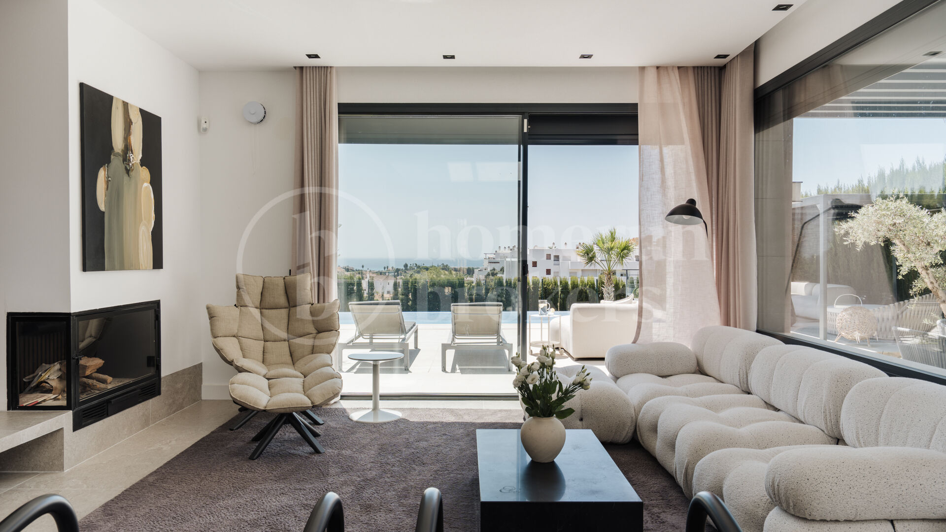 Villa Elva – Renovated Contemporary Villa for Sale in La Resina Golf