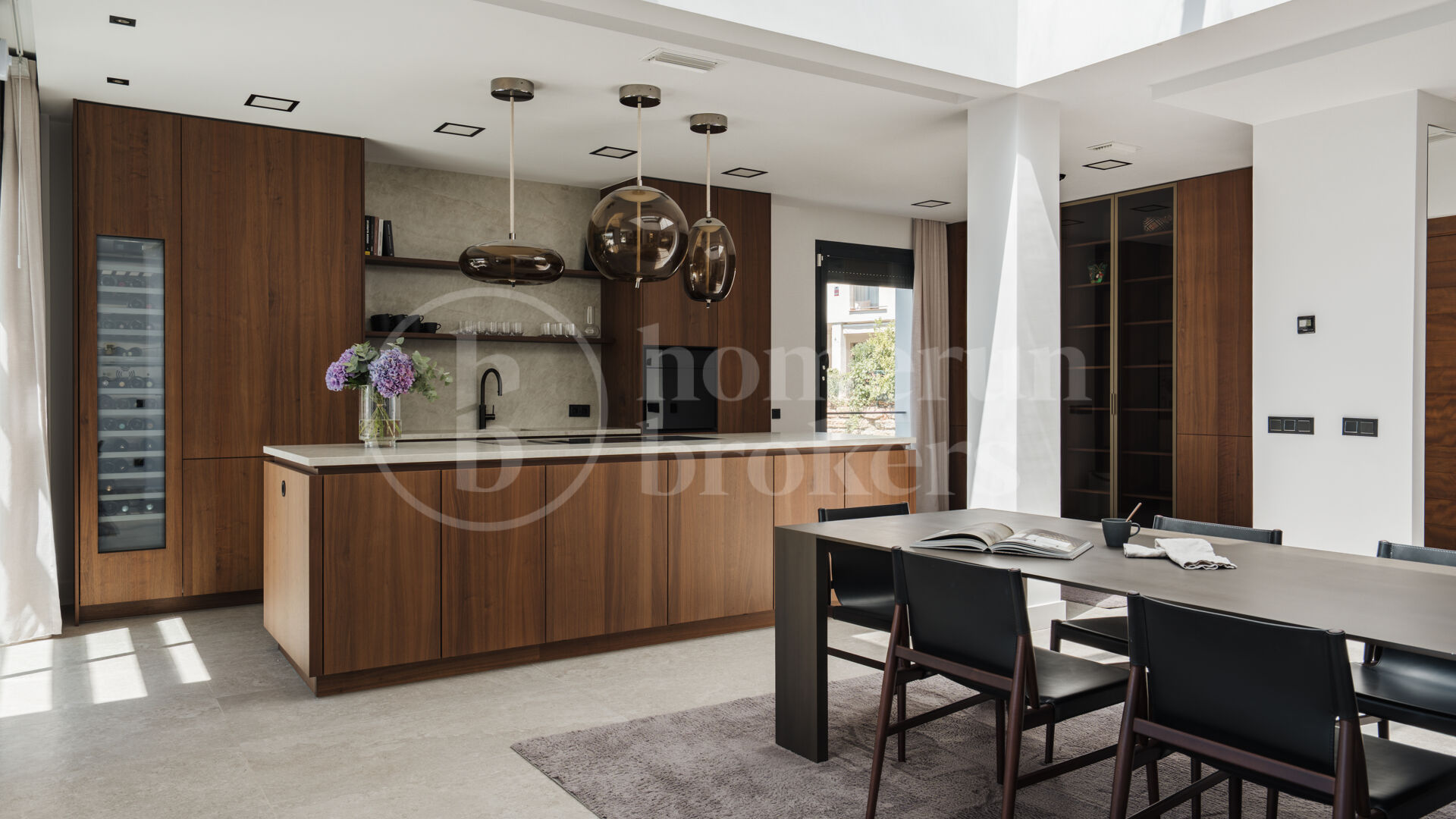 Villa Elva – Renovated Contemporary Villa for Sale in La Resina Golf