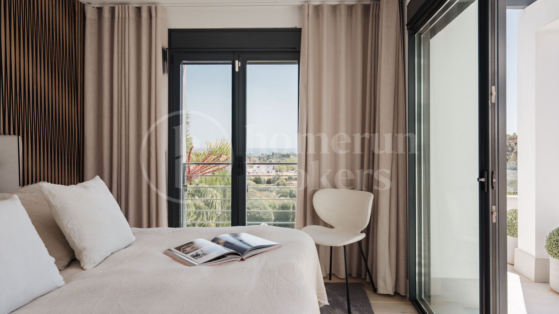 Villa Elva – Renovated Contemporary Villa for Sale in La Resina Golf