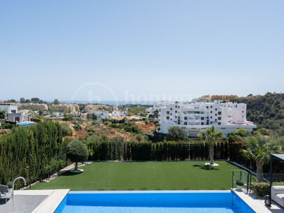 Villa Elva – Renovated Contemporary Villa for Sale in La Resina Golf