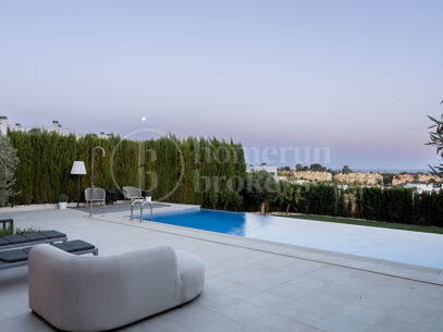 Villa Elva – Renovated Contemporary Villa for Sale in La Resina Golf