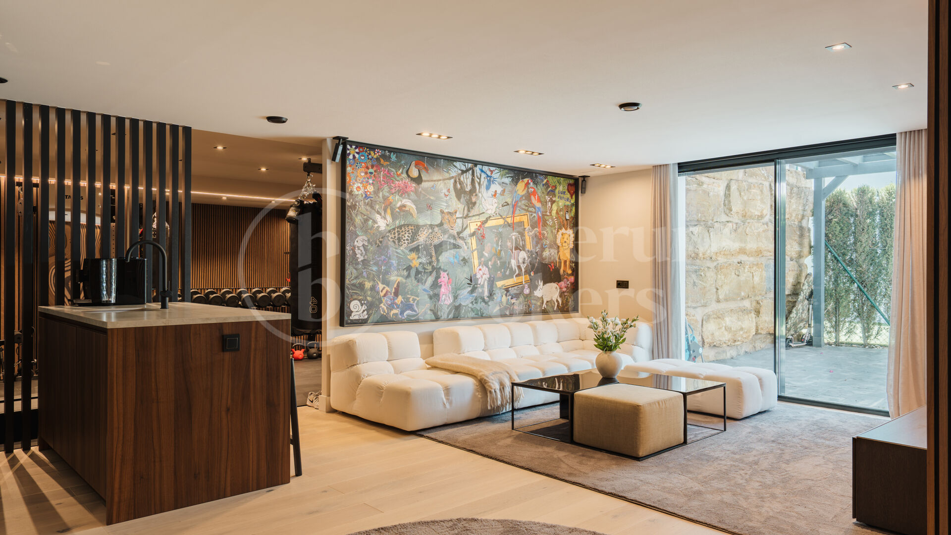 Villa Elva – Renovated Contemporary Villa for Sale in La Resina Golf