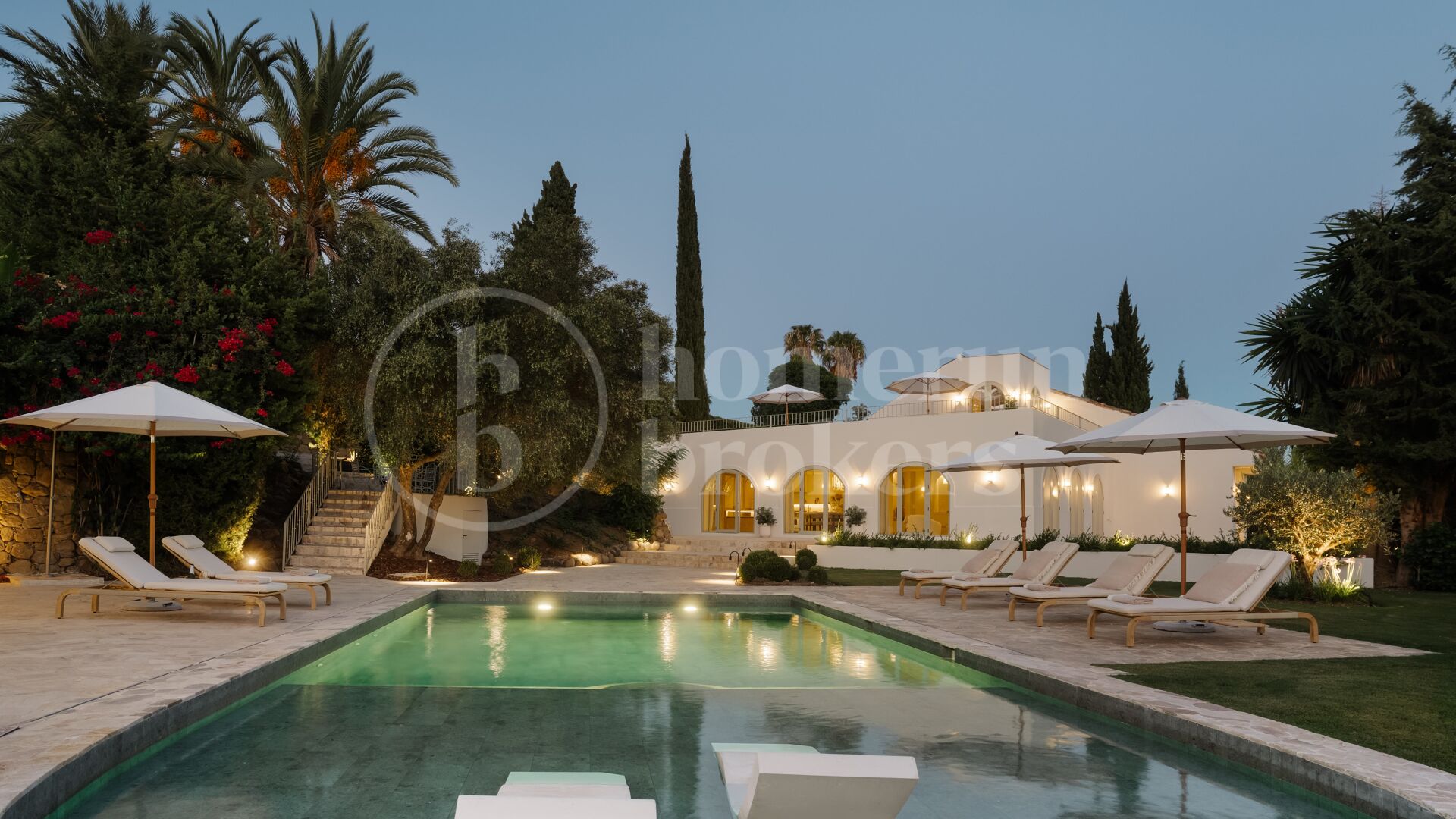 Villa Blanc – Totally Renovated Mediterranean Villa for Sale in Nueva Andalucía