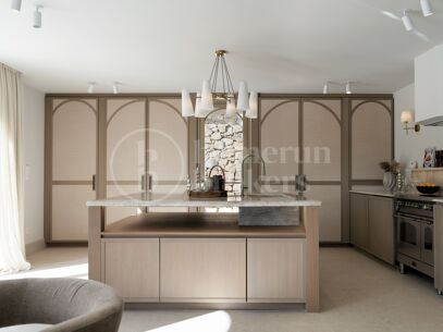 Villa Blanc – Totally Renovated Mediterranean Villa for Sale in Nueva Andalucía
