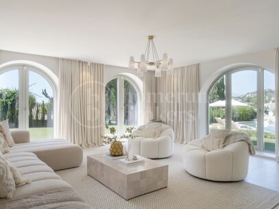 Villa Blanc – Totally Renovated Mediterranean Villa for Sale in Nueva Andalucía