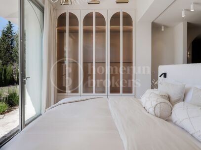 Villa Blanc – Totally Renovated Mediterranean Villa for Sale in Nueva Andalucía