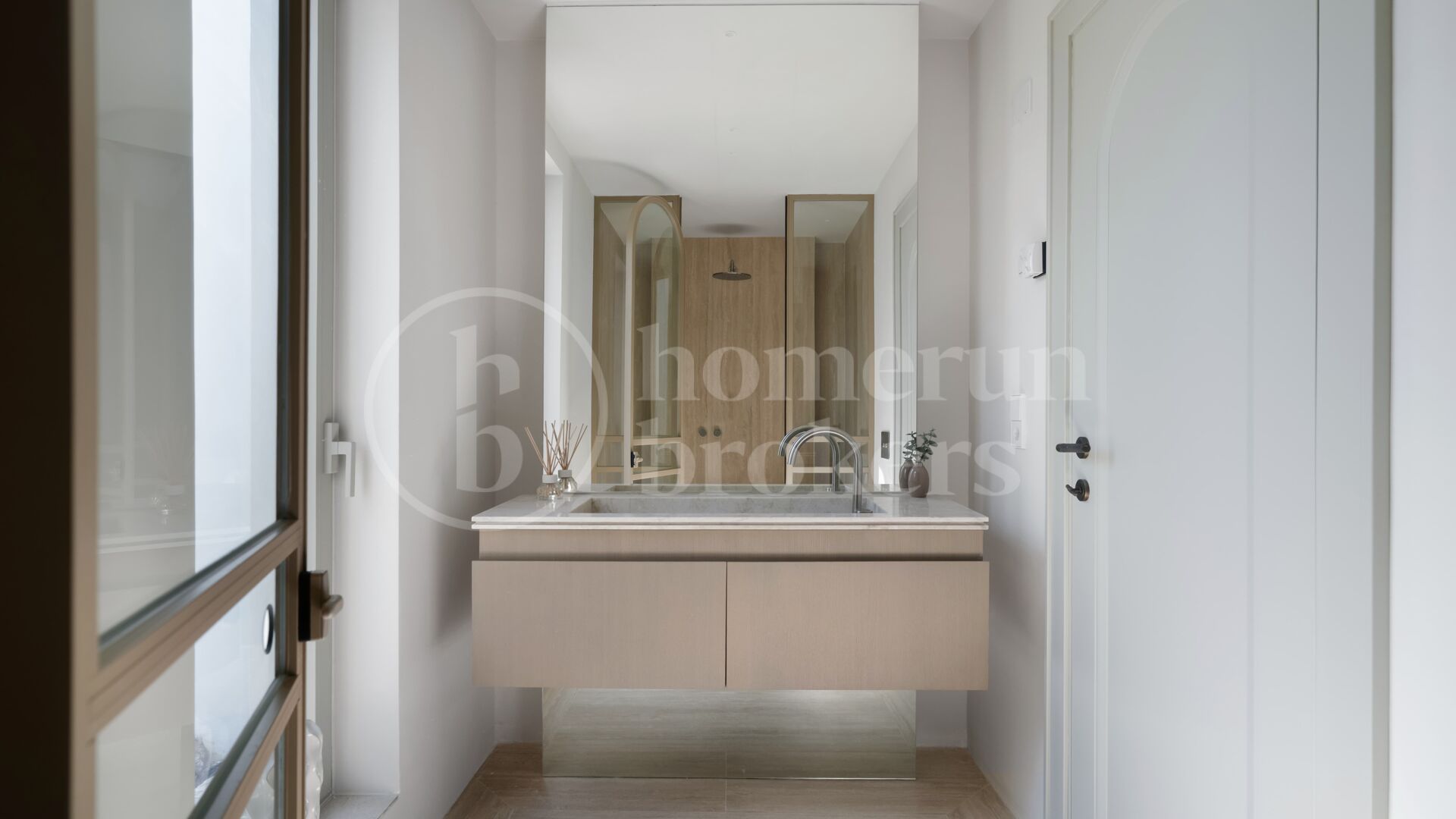 Villa Blanc – Totally Renovated Mediterranean Villa for Sale in Nueva Andalucía