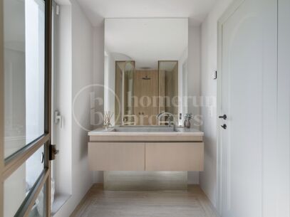 Villa Blanc – Totally Renovated Mediterranean Villa for Sale in Nueva Andalucía