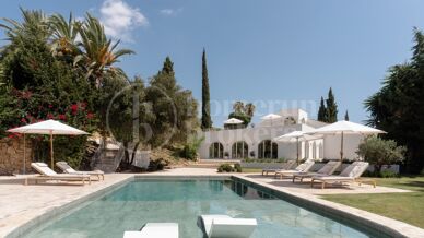 Villa Blanc – Totally Renovated Mediterranean Villa for Sale in Nueva Andalucía