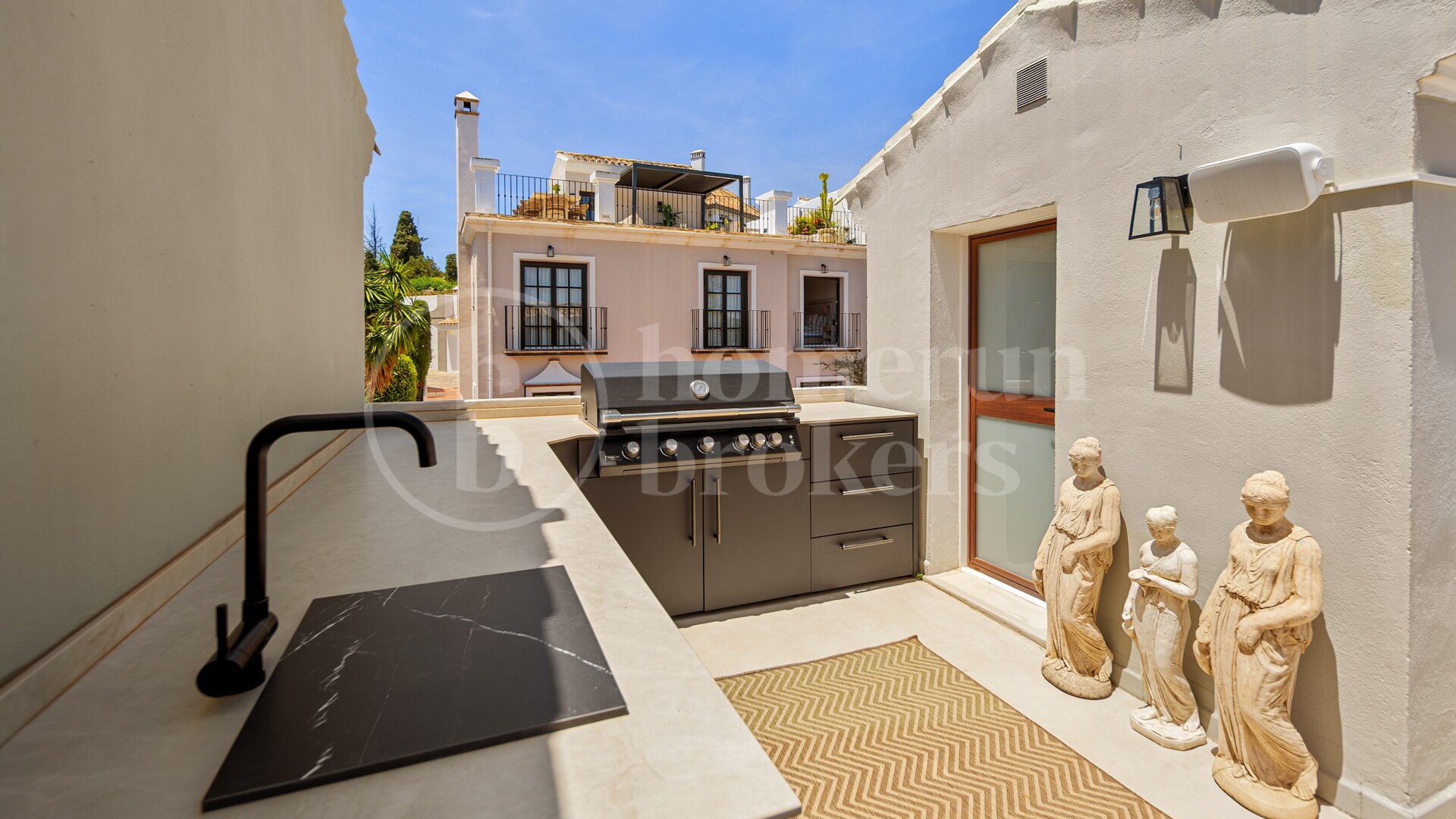 Casa Solana de Nagüeles - With sea and mountain views in Marbella Golden Mile