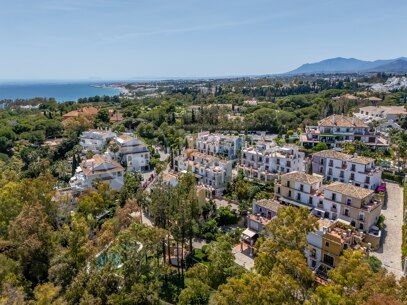 Casa Solana de Nagüeles - With sea and mountain views in Marbella Golden Mile