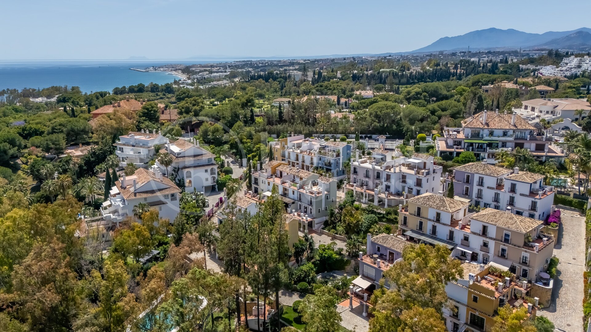 Casa Solana de Nagüeles - With sea and mountain views in Marbella Golden Mile