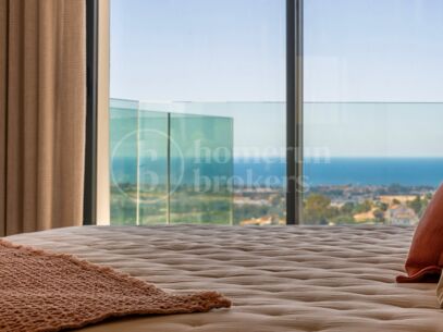 Villa Valmaris - Modern Andalusian Villa with Panoramic Golf and Sea Views