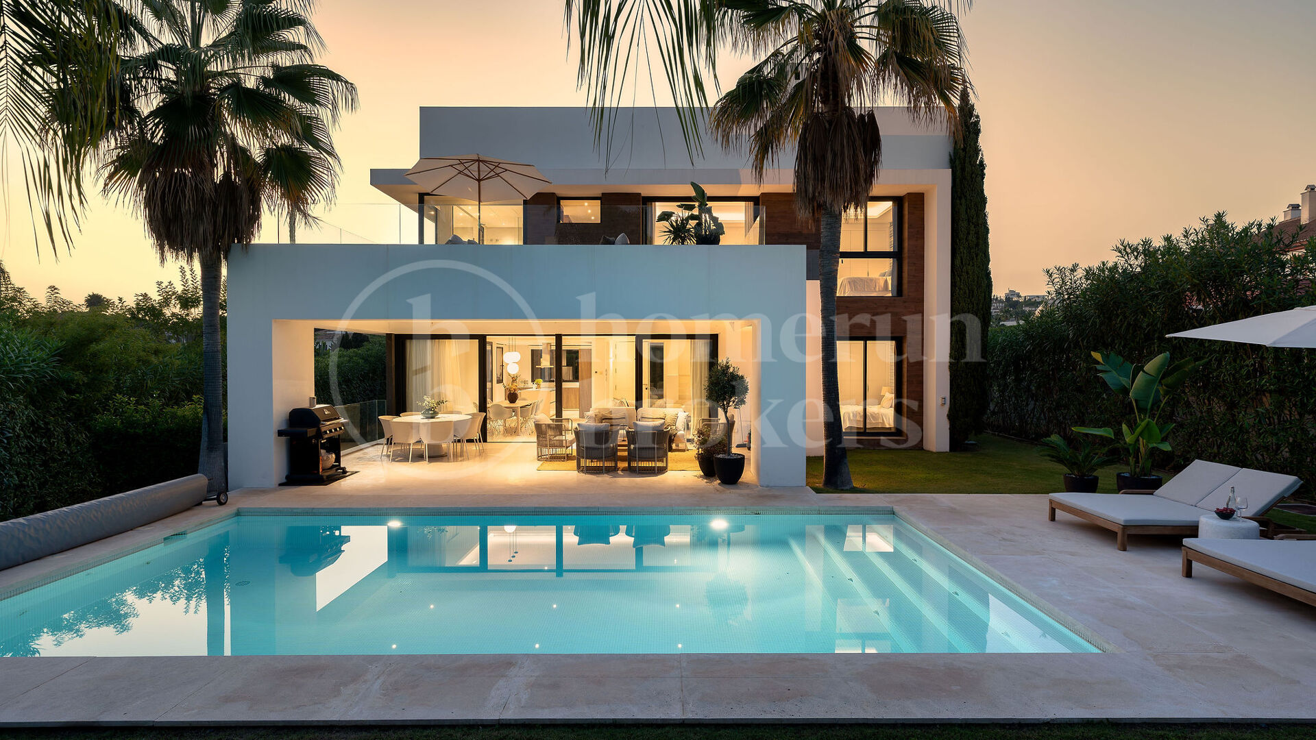 Villa Olie – modern villa med fem sovrum