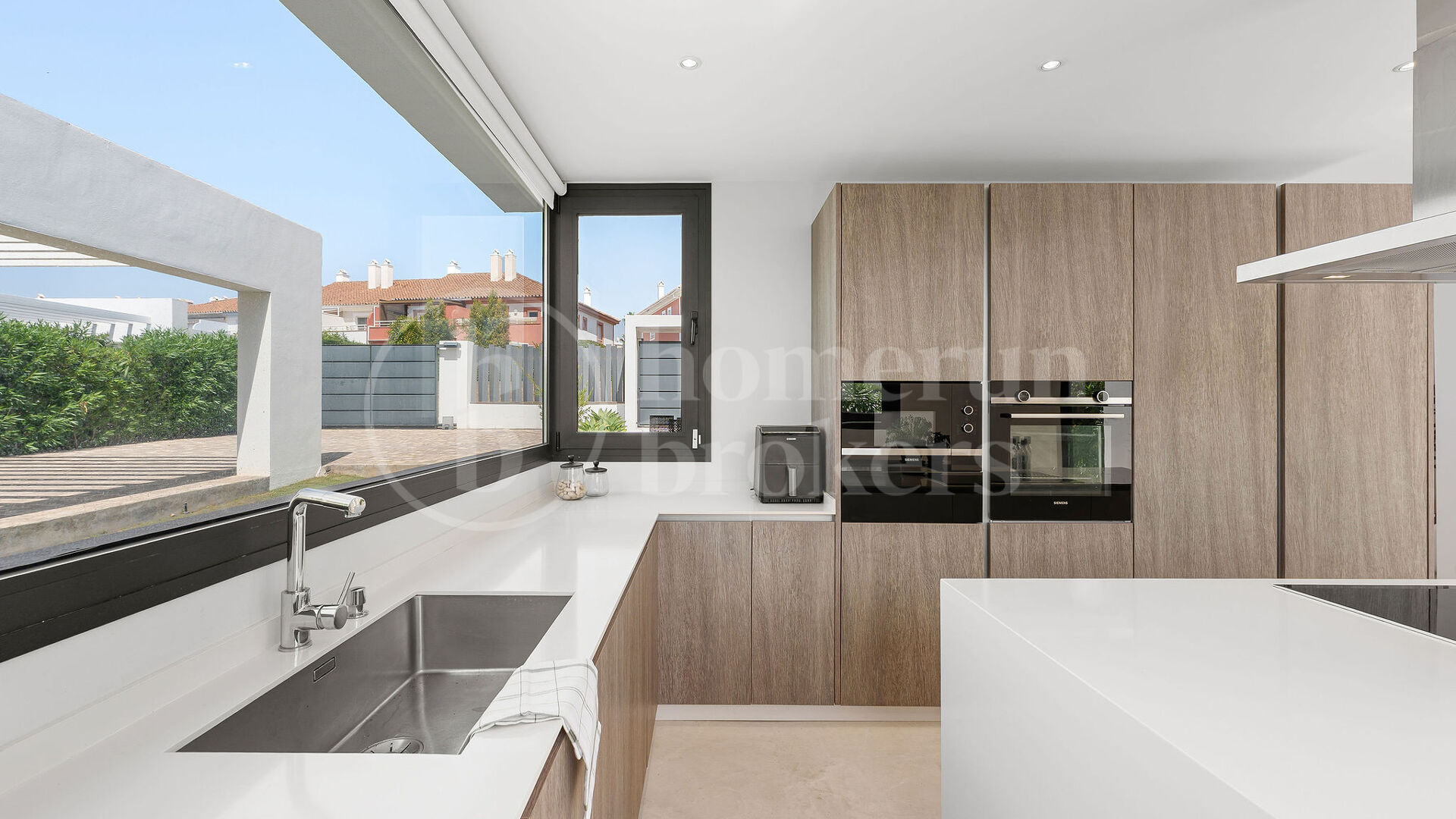 Villa Olie – modern villa med fem sovrum