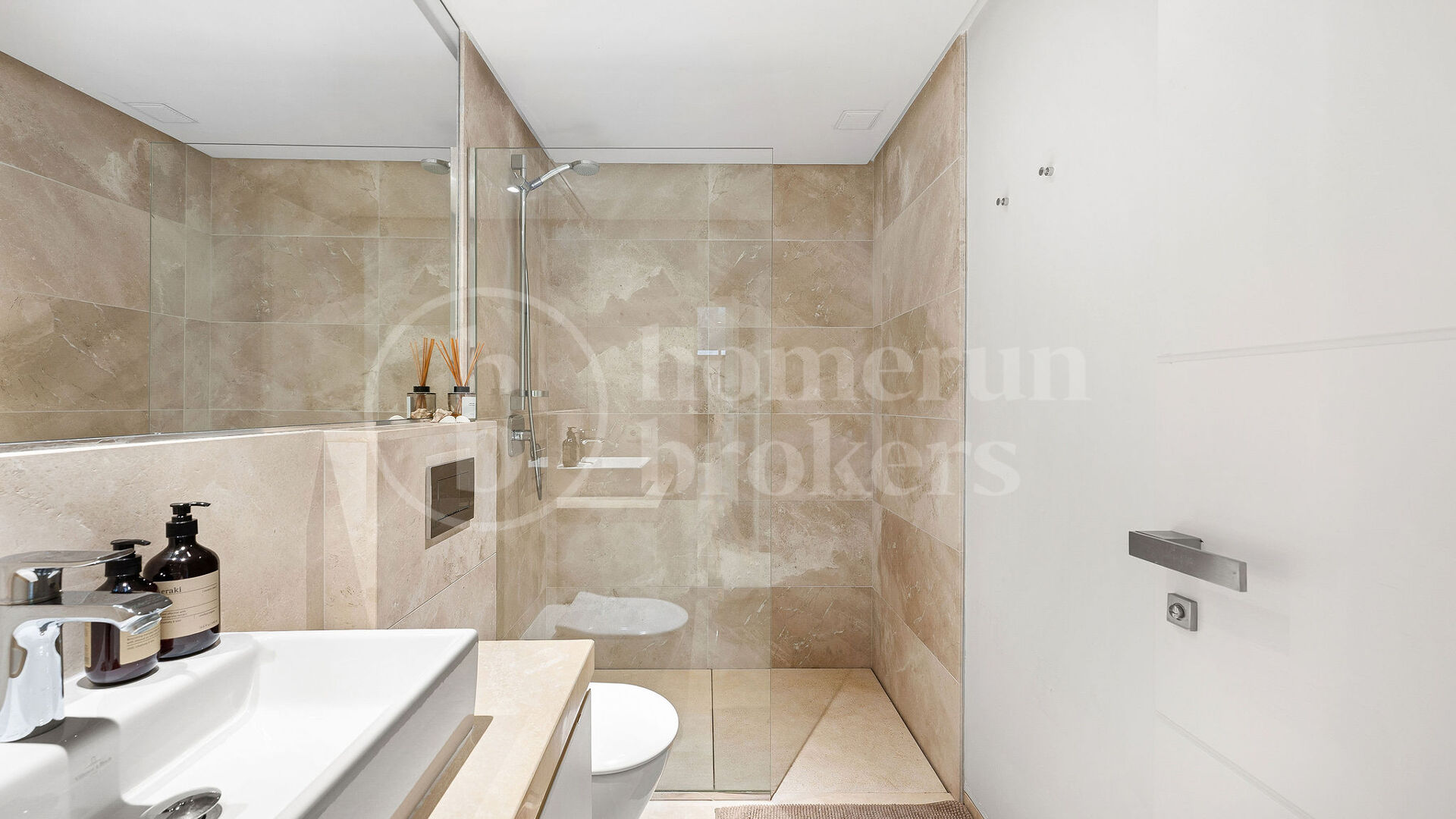 Villa Olie – modern villa med fem sovrum