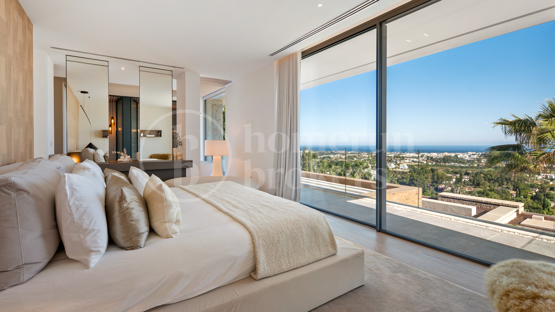 Villa Mare – Contemporary Villa for Sale in The Hills, La Quinta