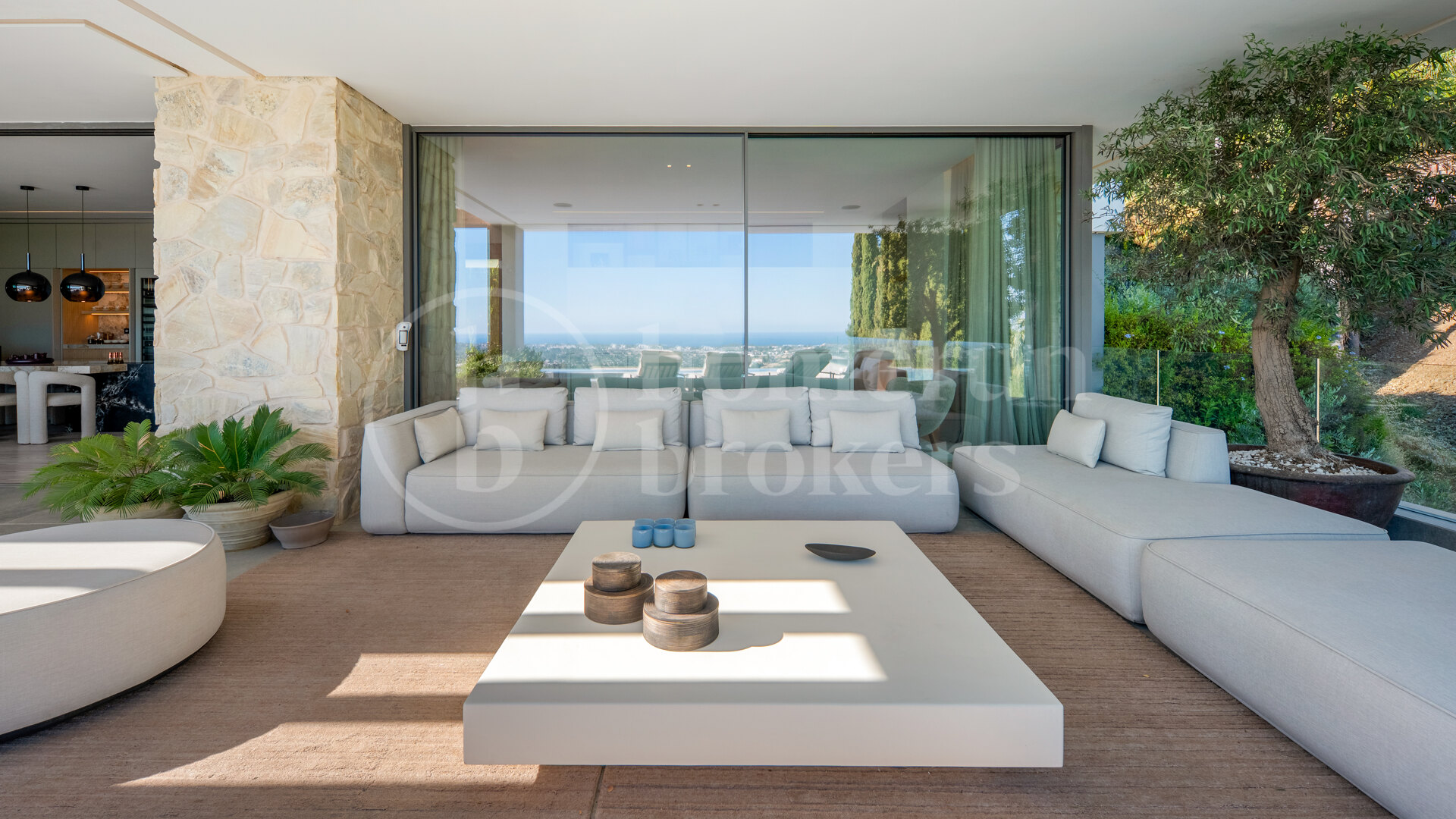 Villa Mare – Contemporary Villa for Sale in The Hills, La Quinta