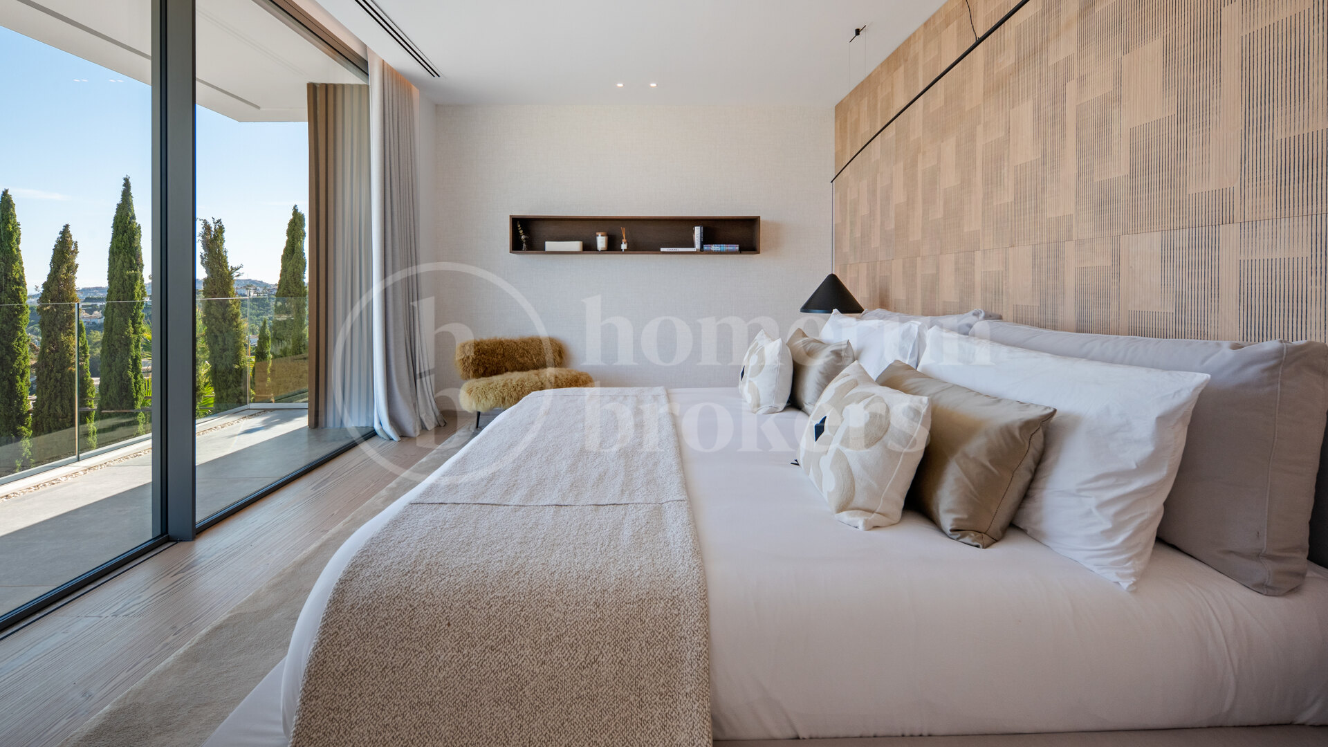 Villa Mare – Contemporary Villa for Sale in The Hills, La Quinta