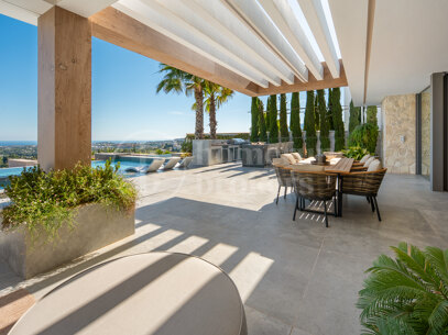 Villa Mare – Contemporary Villa for Sale in The Hills, La Quinta