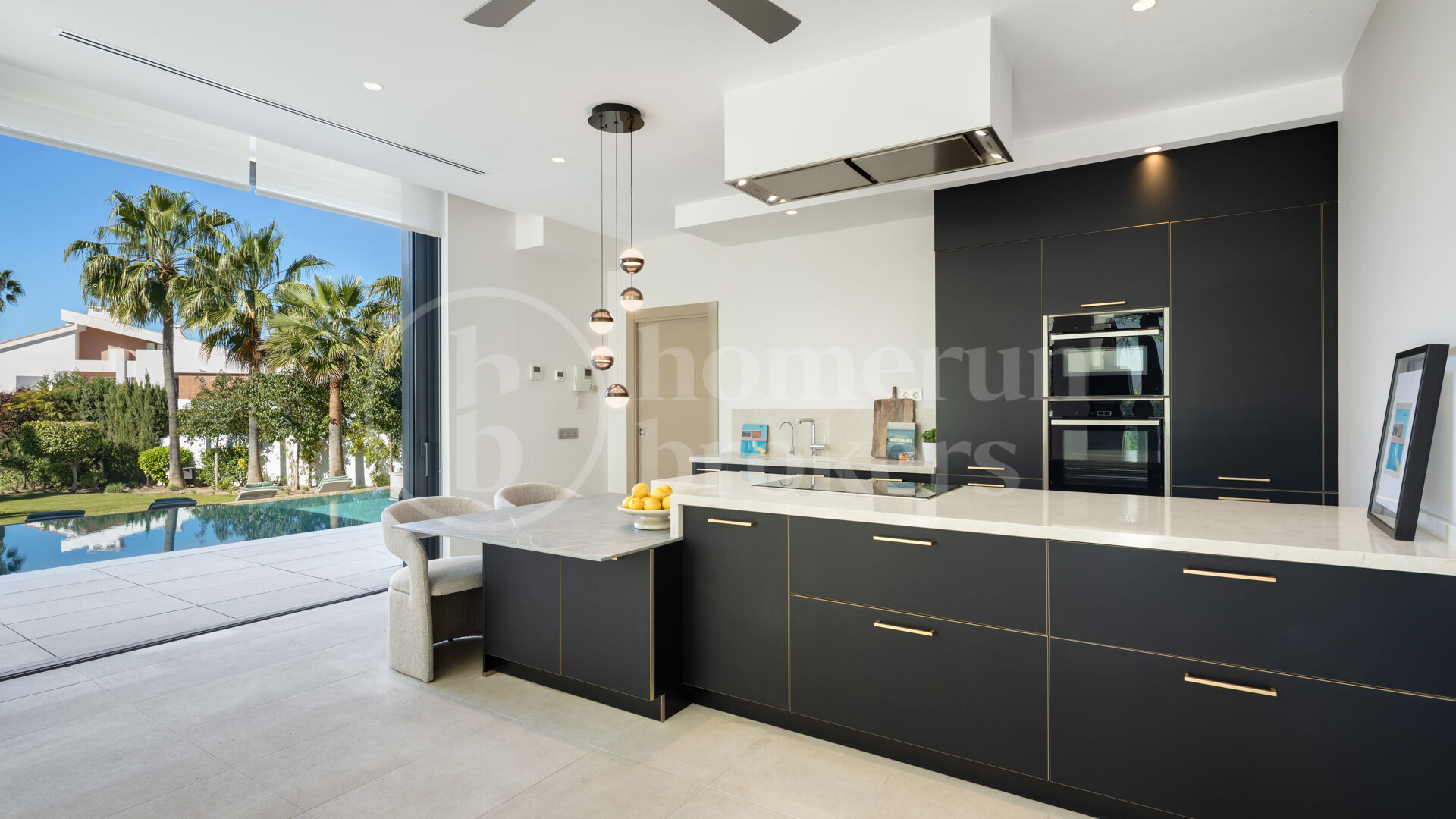 Villa Splash – Modern villa till salu i Parcelas del Golf, Nueva Andalucía