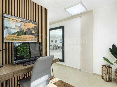 Villa Splash – Modern villa till salu i Parcelas del Golf, Nueva Andalucía